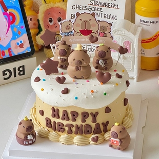 卡皮巴拉生日蛋糕装饰插件小鸭摸鱼水豚鳄鱼烘焙摆件遁入豚门插牌
