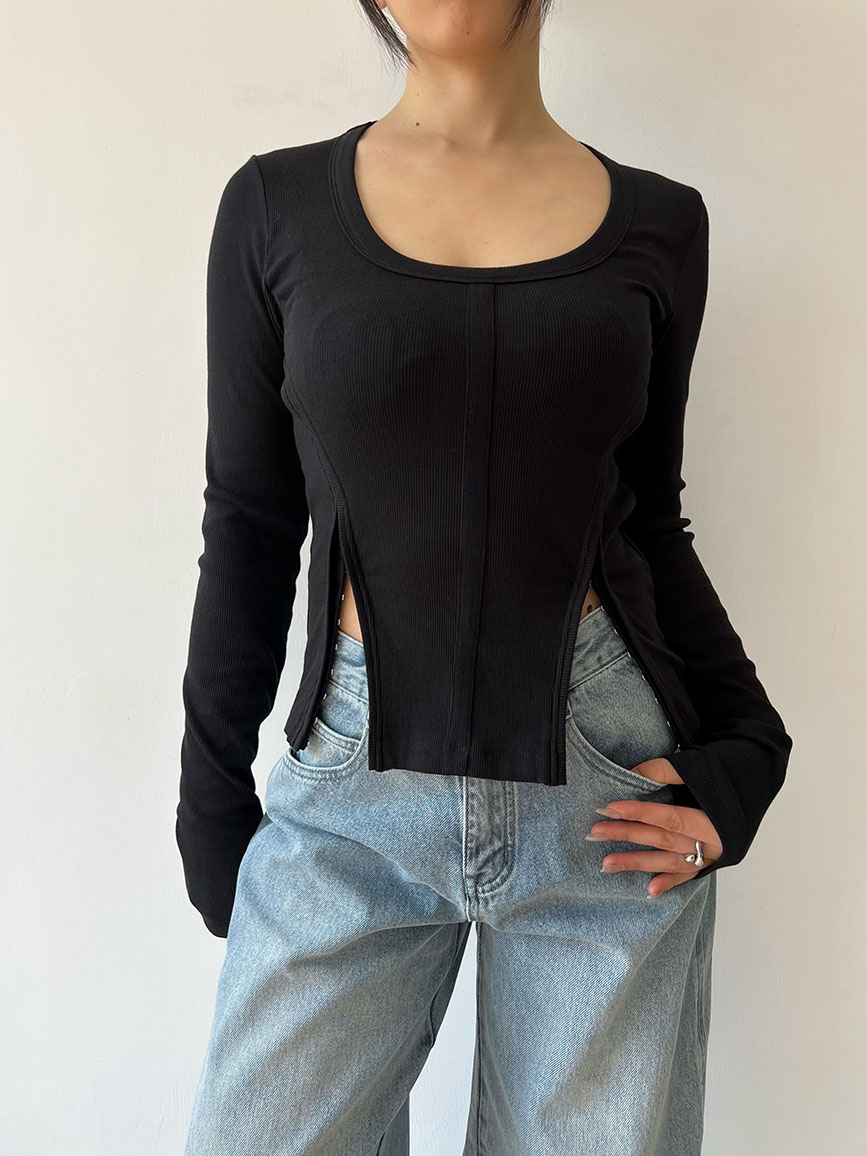 设计师品牌下摆可调节搭扣开衩大圆领修身长袖T恤女2024春