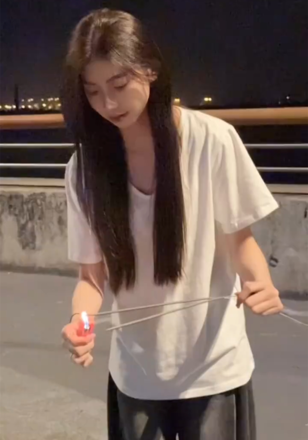 低领打底衫松弛感显瘦上衣