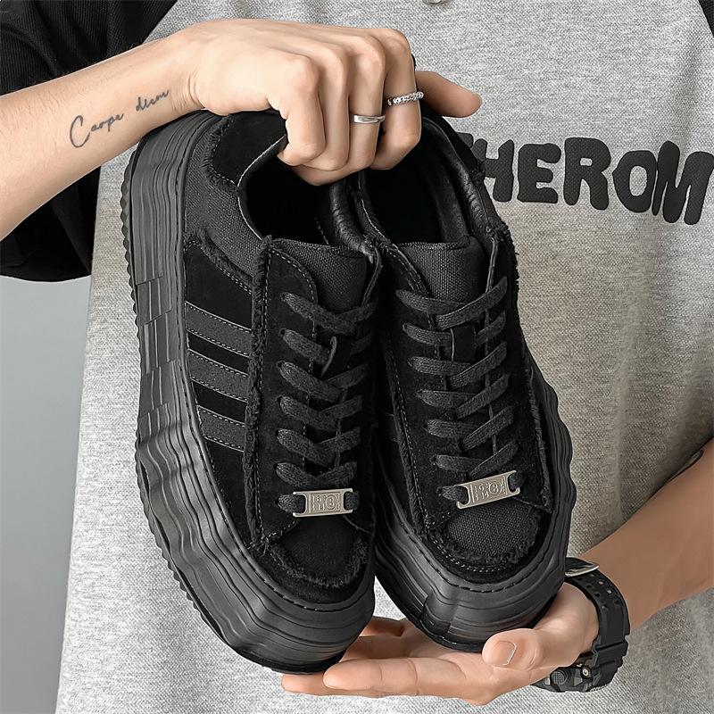 潮牌黑武士三杠休闲运动板鞋男