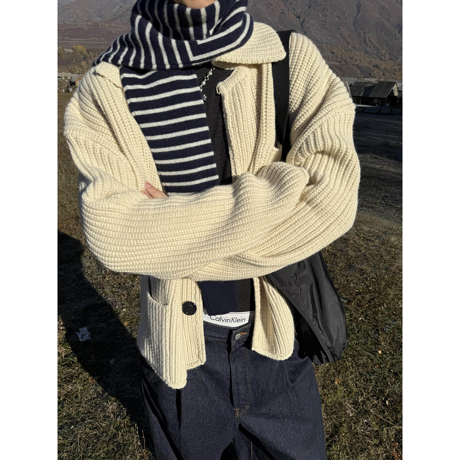 ESC MAN STUDIO/ cleanfit 不容错过的一款极简粗针翻领针织开衫