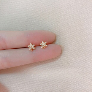 奥特莱斯折扣官网撤柜捡漏18K金枫叶耳钉outlets女配饰