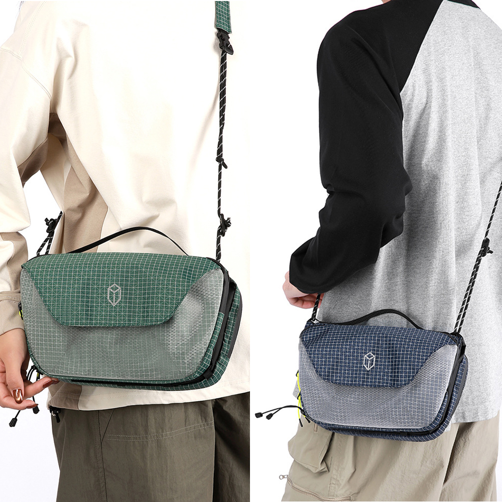 日常通勤斜挎包外出便携单肩背包