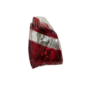 昌河利亚纳A6后尾灯 倒车灯 防追尾灯14款 15款两箱