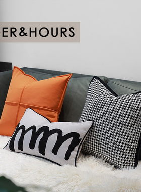现代轻奢十字鲜橙科技皮抱枕沙发客厅靠垫简约纯色大卧室靠包抱枕