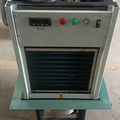 议价浸入式液体冷却机，型号！YB15H一300，电源1一220v维修