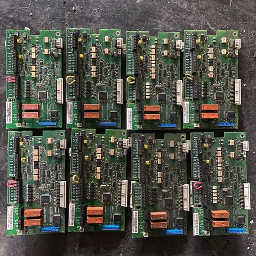 议价ABB变频器ACS400主板，SNAT4041C共八块，实物