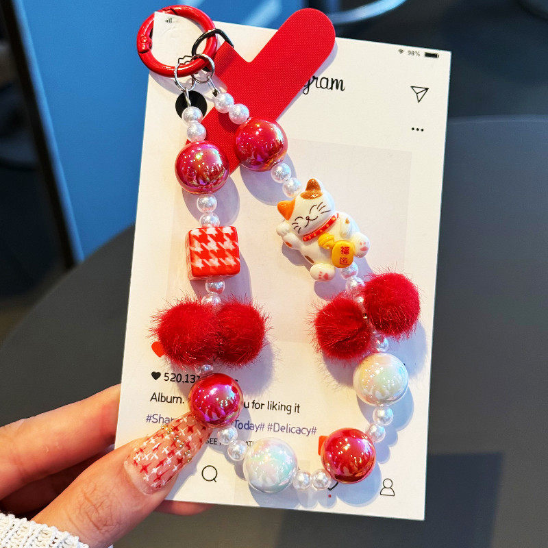 可爱招财kitty猫红色挂绳手提链毛球串珠耳机套配饰包包挂件