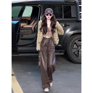 加绒加厚皮裤女秋冬2025新款pu哑光高腰显瘦高级感窄版直筒阔腿裤