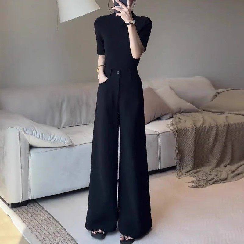 黑色微喇西装裤女2026新款秋季阔腿裤子高腰宽松显瘦今年流行西裤,女装/女士精品,休闲裤,淘宝优惠券,粉丝福利购,淘宝优惠卷