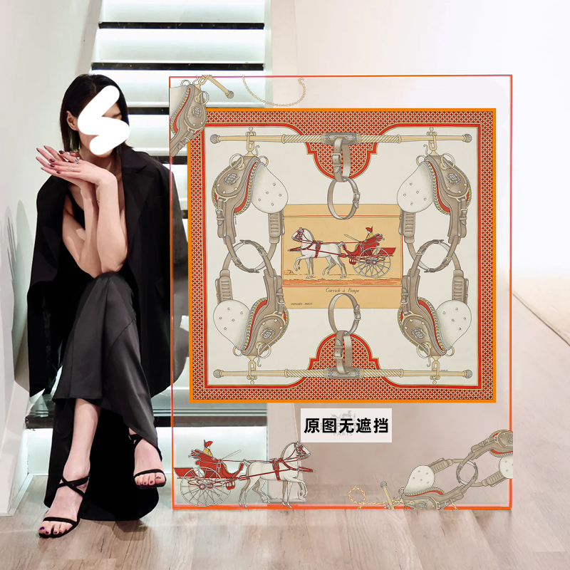 别墅客厅轻奢亚克力框装饰画卡里克尔马车丝巾装裱挂画潮流摆画图片