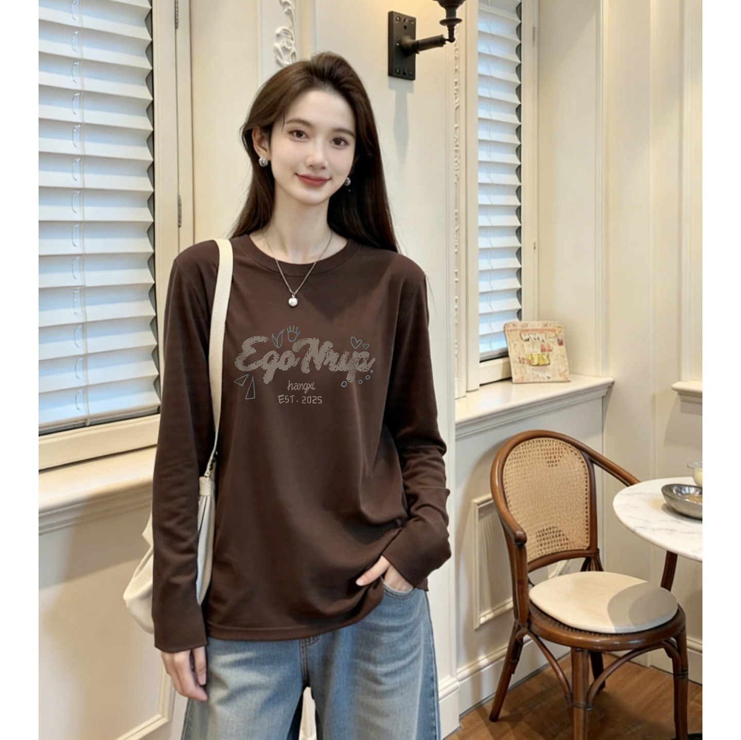 大码微胖正肩长袖T恤女装2025秋冬打底衫胖MM显瘦设计感印花上衣