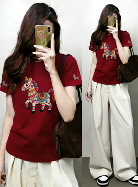 大码女装2026夏季新款遮肚子圆领胖mm显瘦新年红小马正肩短袖t恤