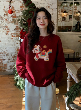 新年红小马复古圆领正肩卫衣女秋冬2026新款胖MM宽松显瘦长袖上衣