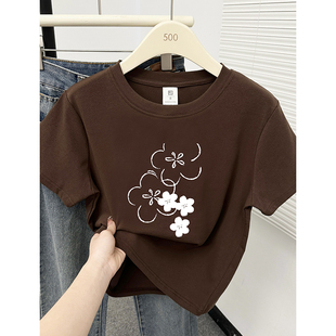 女装 复古棕短袖 圆领正肩花朵印花休闲大码 新款 显瘦上衣 t恤女夏季