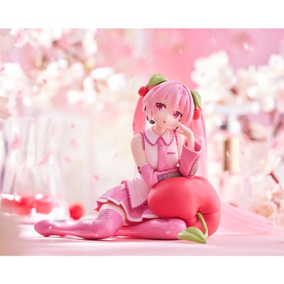 初音未来樱未来景品手办