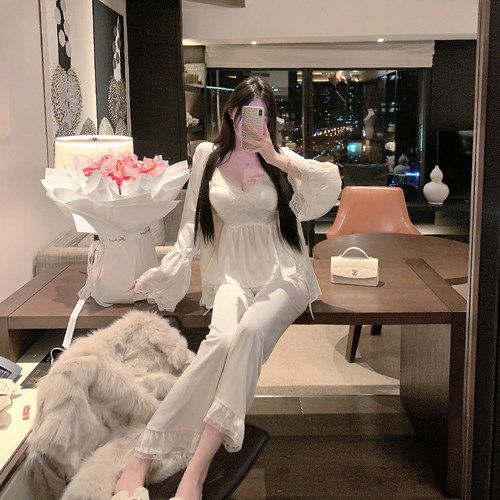 「露思同款」冰丝性感睡衣女春秋款2026新款高级感家居服三件套