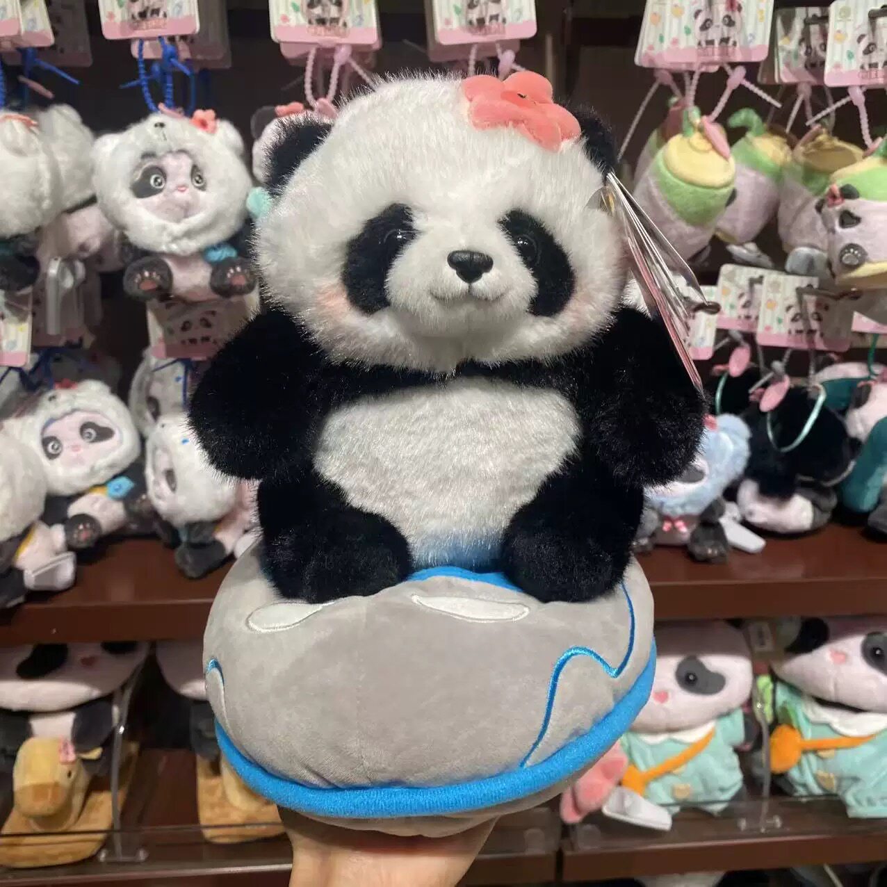 长隆海洋馆纪念品熊猫坐飞船毛绒公仔儿童玩具布娃娃礼物手信