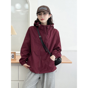 春秋季 翠袖 胖mm宽松显瘦外套潮 软壳冲锋衣女2026新款 韩版 大码 女装