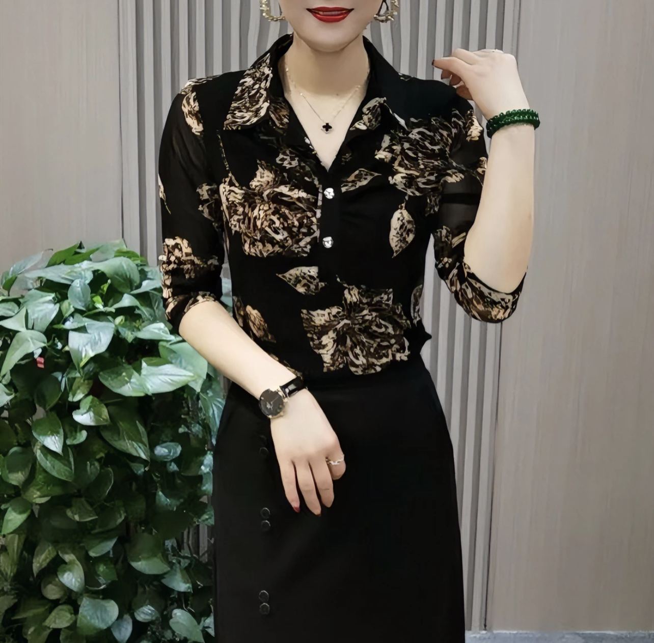 气质翻领弹力网纱衬衫