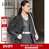 精致百搭胸花西装 莱芙艾迪儿时尚 个性 外套女优雅气质通勤OL风外套