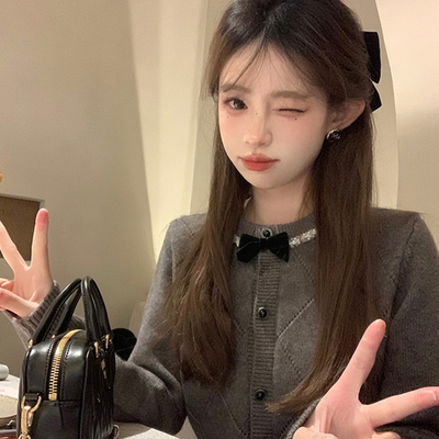 灰色蝴蝶结菱形毛针织开衫女设计感小众上衣气质甜美花边毛衣秋冬