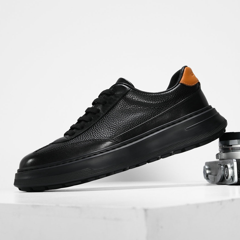 鞋子男鞋板鞋男款2026新款头层牛皮厚底百搭一脚蹬休闲低帮小黑鞋