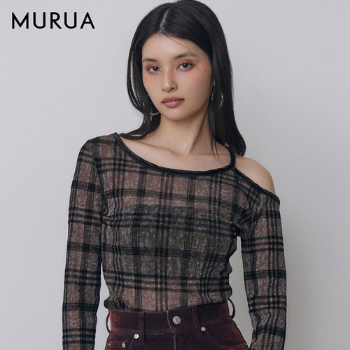 MURUA26早秋日系酷感格纹印花上衣女单肩露肩透视长袖修身打底衫