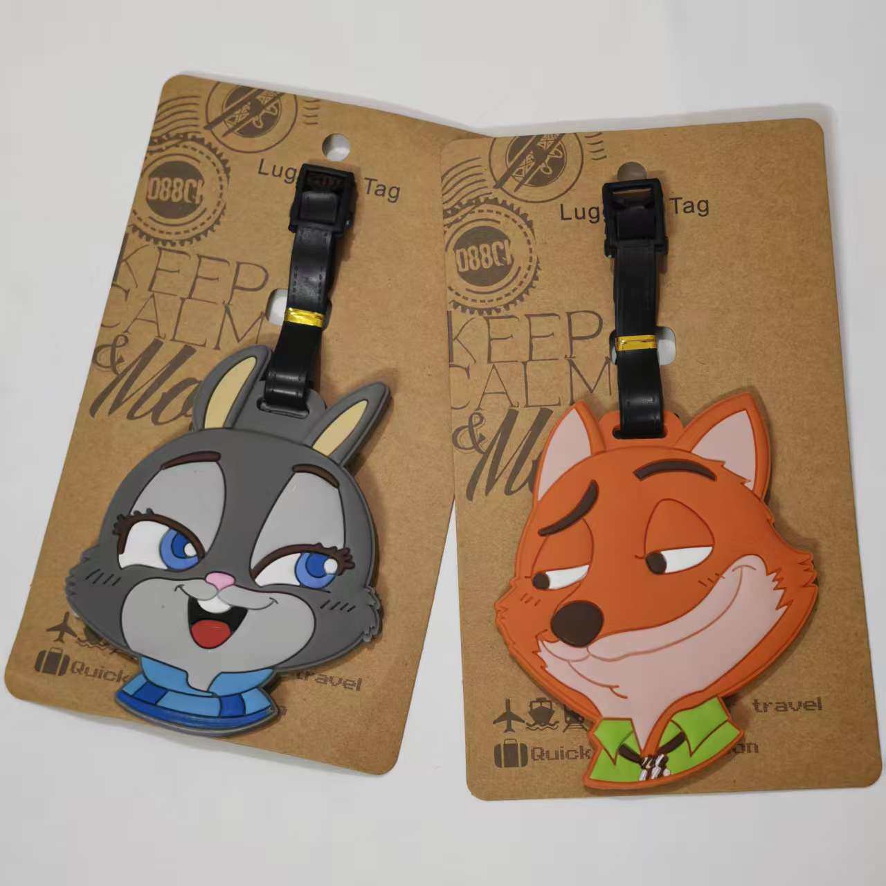 疯狂动物城周边行李牌 朱迪树懒兔子警察行李拖运箱包识别小挂件