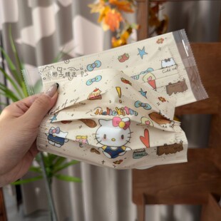 卡通kitty凯蒂猫口罩女可爱高颜值印花成人三层显脸小防尘透气