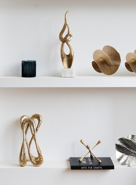 印度进口铝制金色风生水起抽象摆件欧式样板间客厅玄关几何装饰品