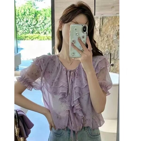 捡漏特价剪镖外贸折扣减龄荷叶边V领百搭宽松显瘦紫色碎花雪纺衫