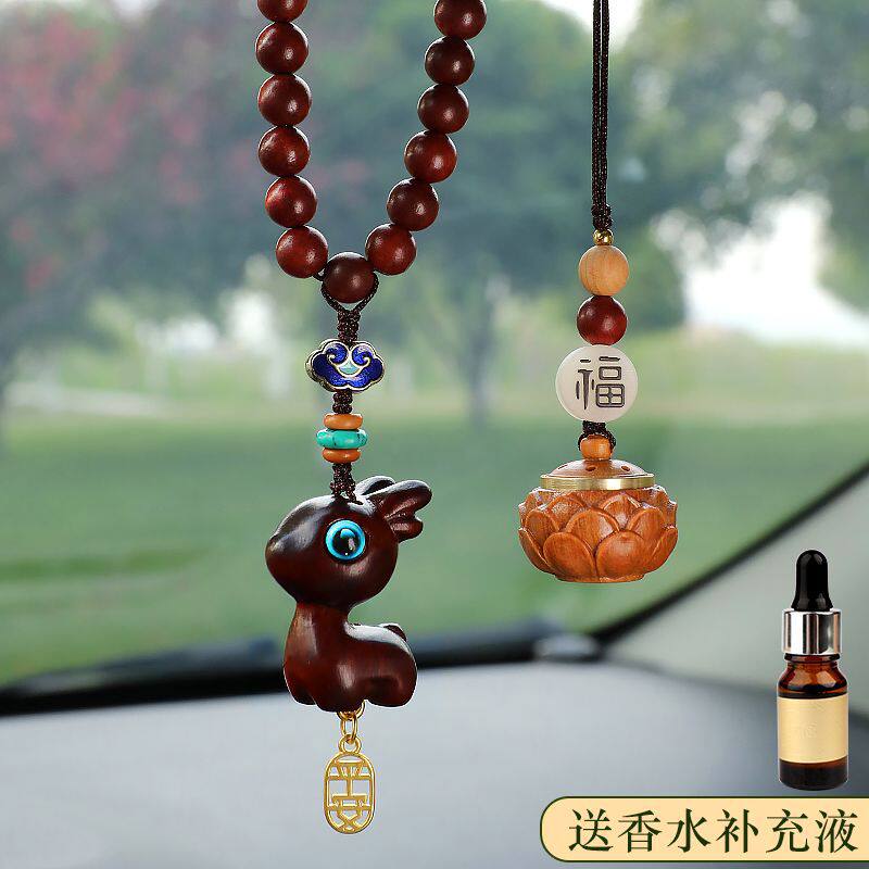 一路小鹿香薰挂件车载香水汽车内