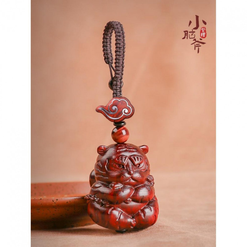 紫檀木小老虎挂件钥匙扣本命年礼物男木质吊坠虎年汽车挂饰女
