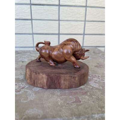 海南黄花梨新干料手把件牛牛斗牛摆件工艺品