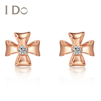 Spot I do four leaf grass series 18K Gold Diamond Earrings female temperament Earrings official authentic Ido
