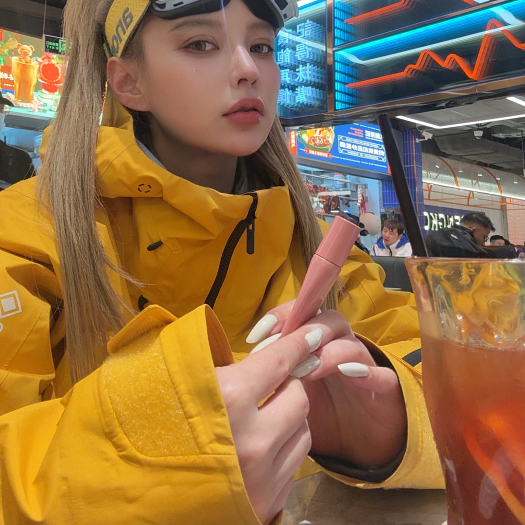 【BARRIFAIT】新款水光滋润保湿唇釉