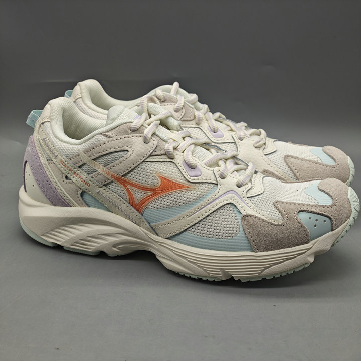 特价美津浓男女城市运动休闲鞋