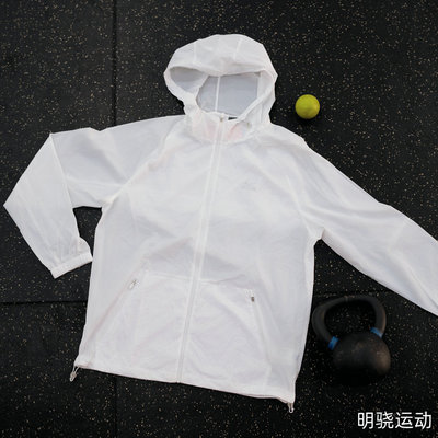 特价美津浓男子轻薄防晒外套