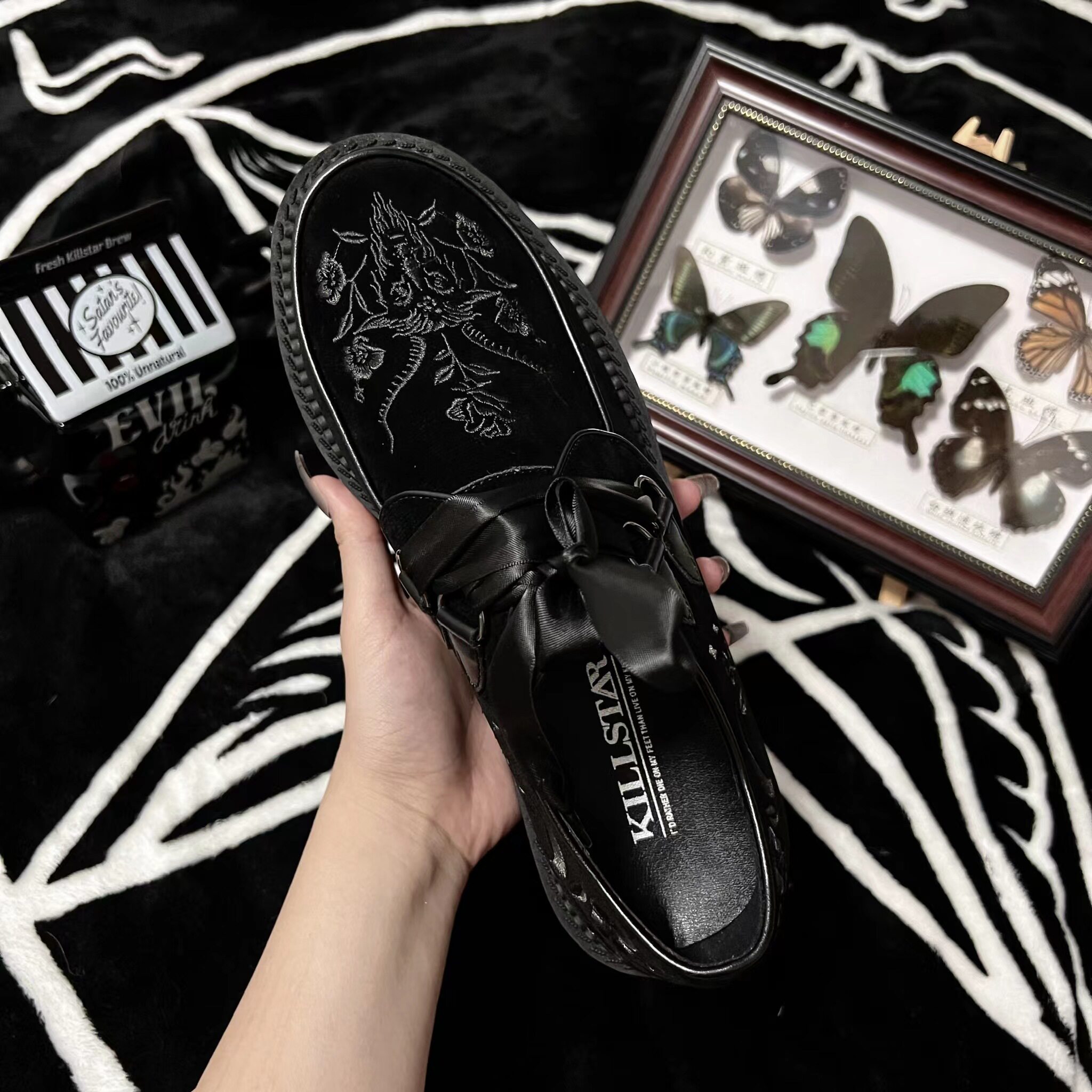 Killstar低帮刺绣哥特松糕鞋