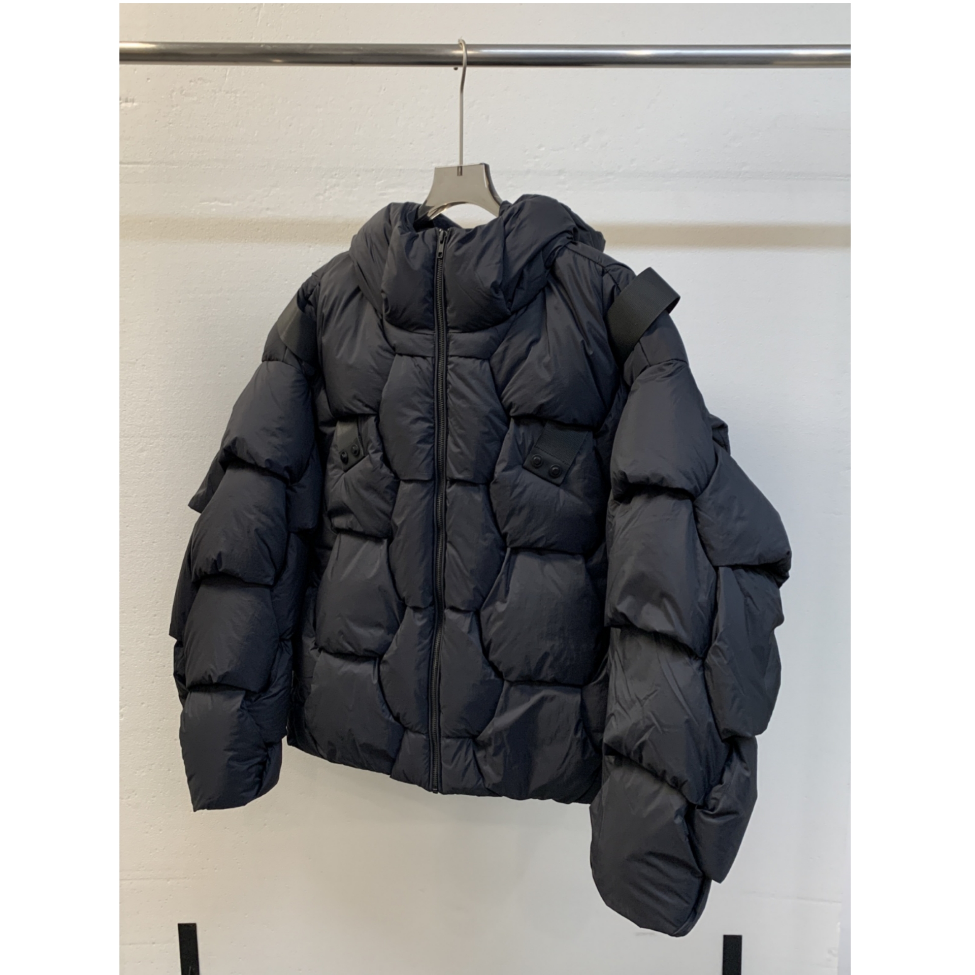 高级感蓬松菱形格连帽鹅绒服外套