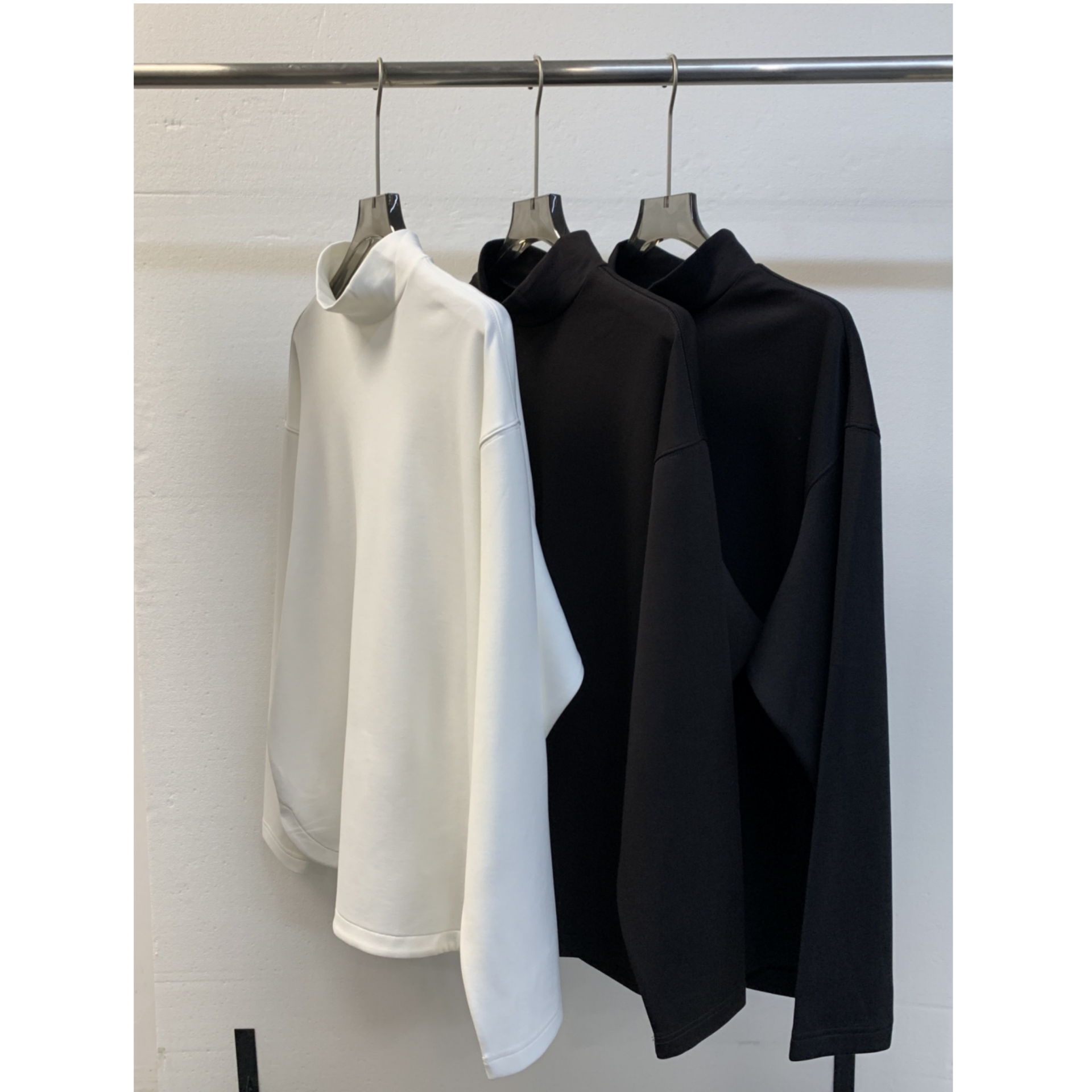 下摆不规则长袖重磅内搭圆领内搭