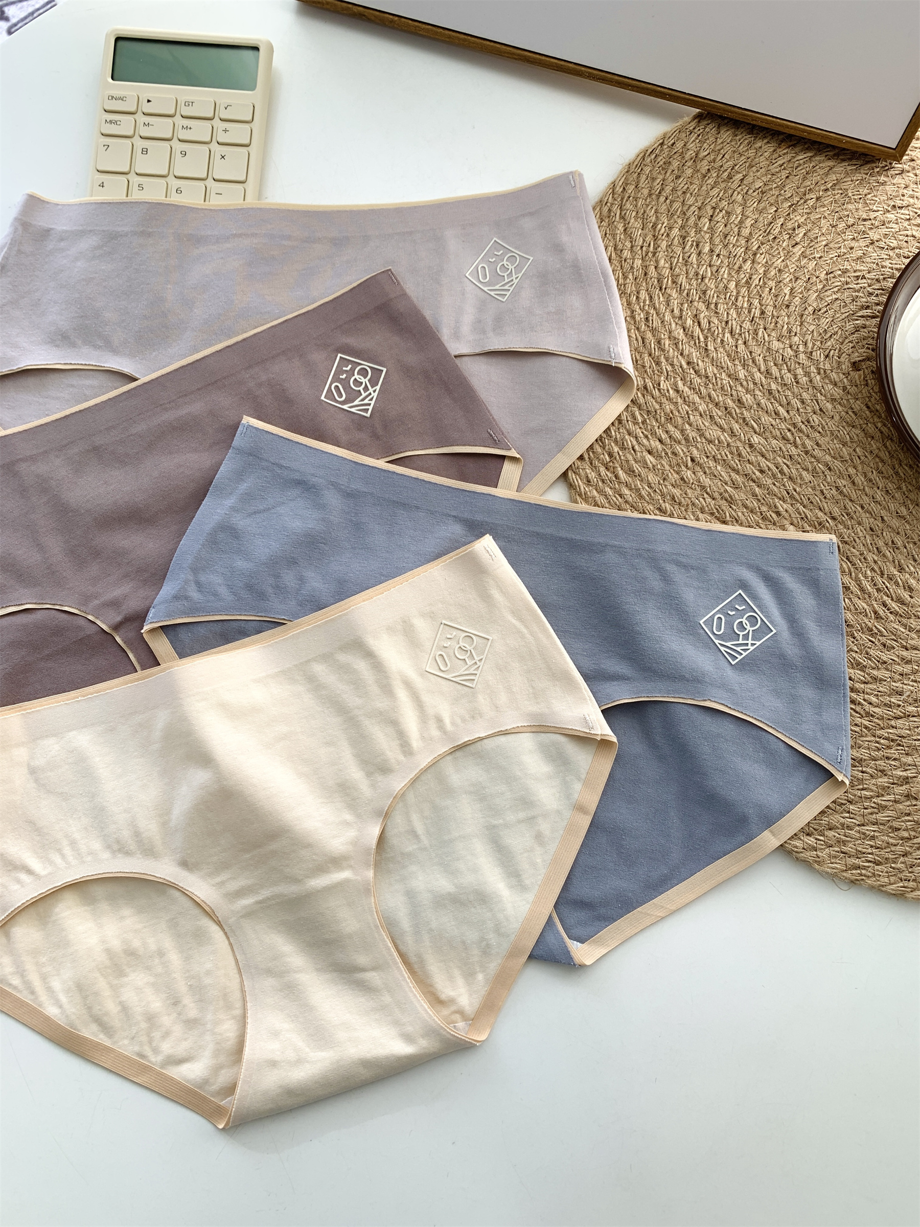 50支棉莫兰迪抗菌三角纯棉内裤女