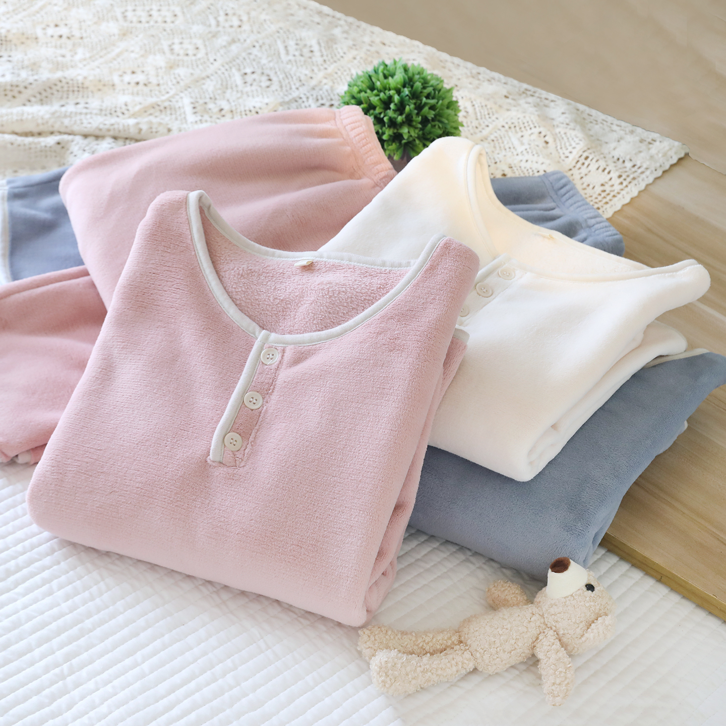 女冬季法兰绒睡衣家居服套装加厚
