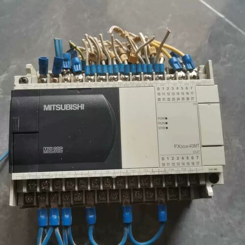 议价FX3GA-40MT 单接电源亮红灯 输端接24V