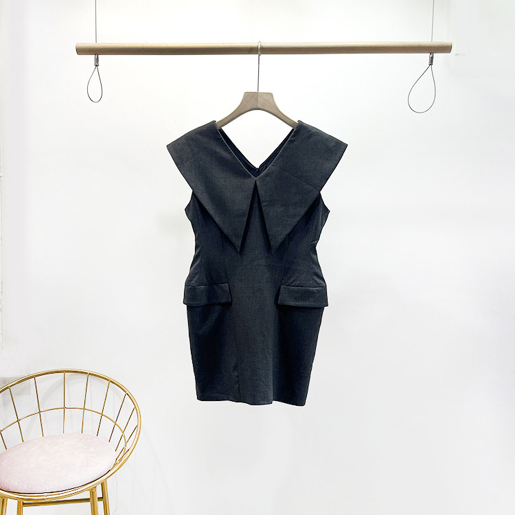 VANE韦恩设计感娃娃领收腰连衣裙2025秋装新款韩版时尚显瘦中长裙