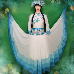 丽江纳西族摩梭族大摆裙演出服装艺考舞蹈服装飘仙旅拍民族服装白