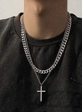 美式叠戴十字架项链男生hiphop嘻哈潮牌男士小众古巴链子钛钢男款