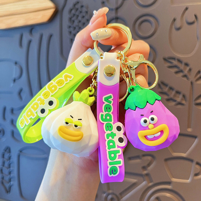 原创硅胶木雕风蔬果钥匙扣可爱搞怪卡通情侣包包挂件钥匙链小礼品