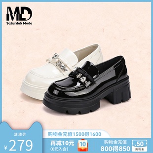 saturdaymode学院风乐福鞋女2026春季新款圆头粗跟厚底水钻小皮鞋